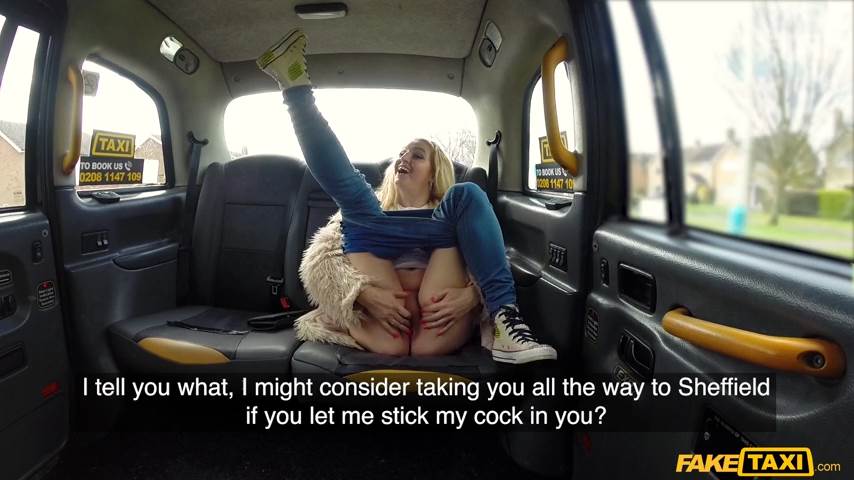 Английское анальное порно блондинки Lexi Lou в такси с шофером 